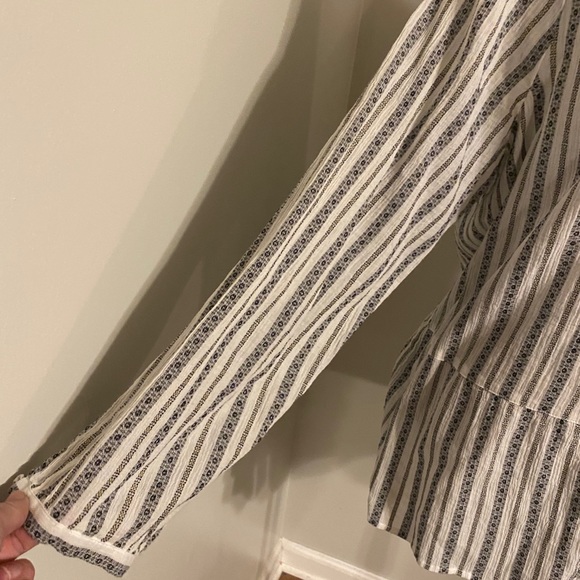 JJill Woven Striped Button Front Tunic - Picture 5 of 10